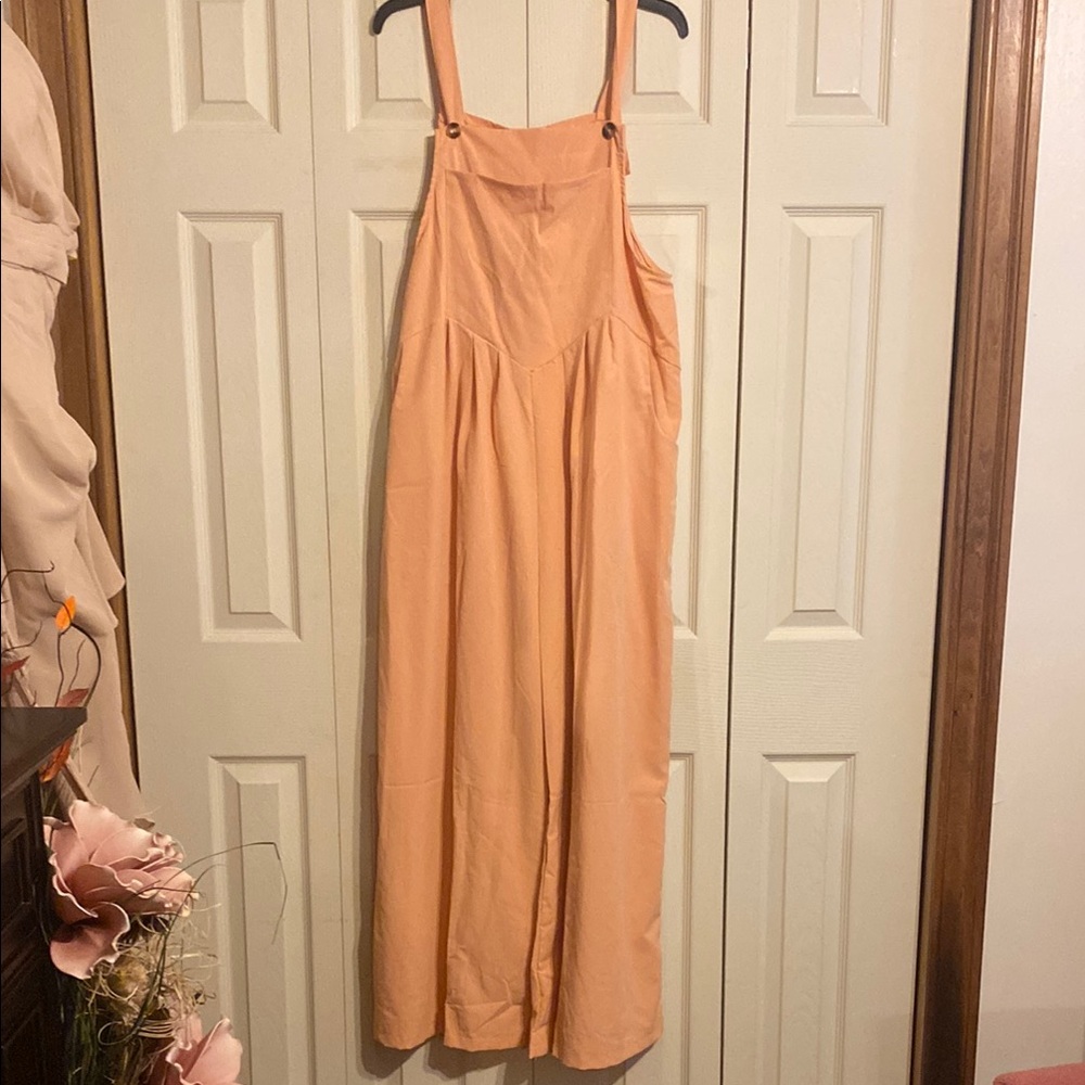 NWOT Peach Sleeveless Jumpsuit